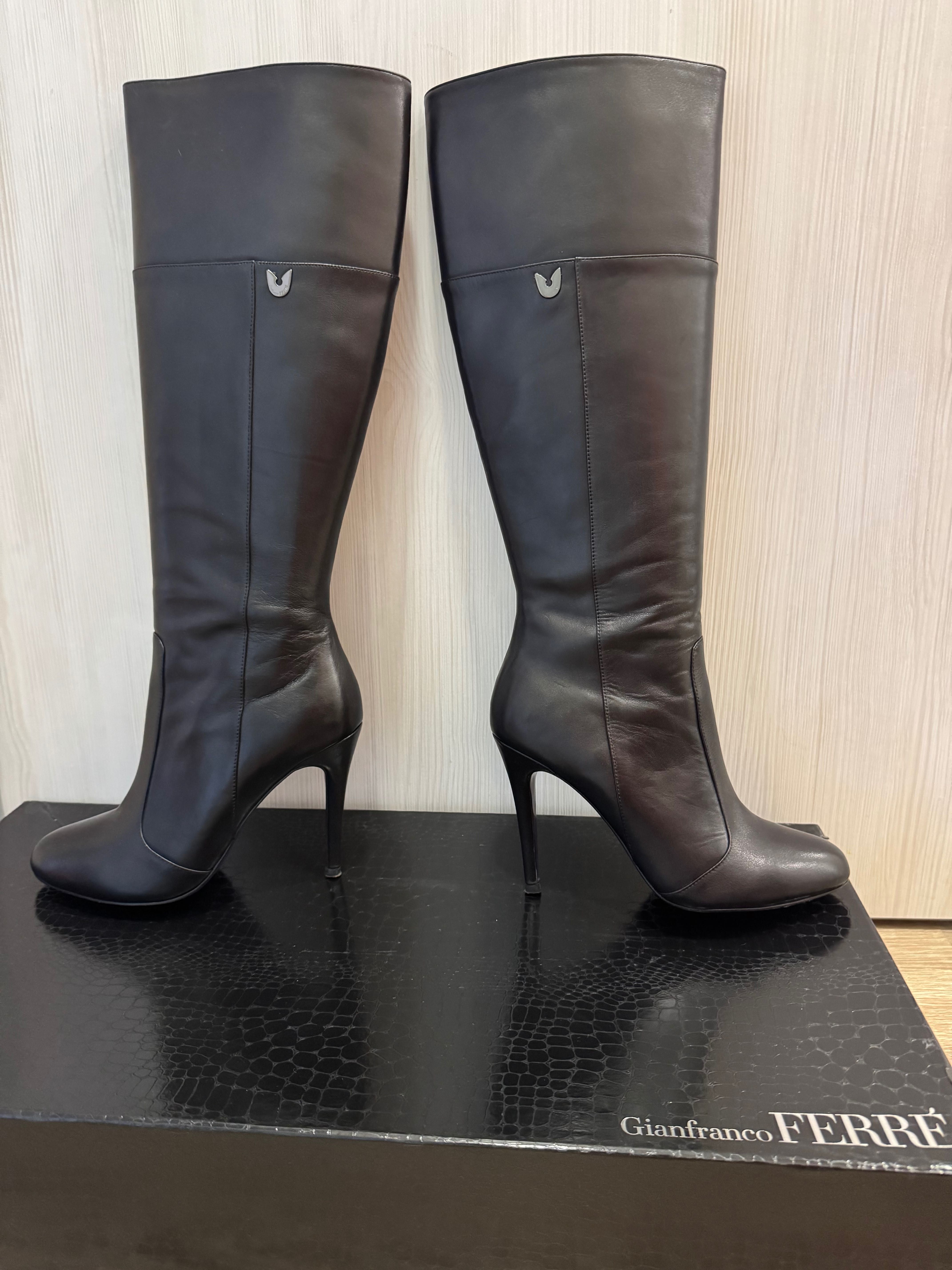 Gianfranco FERRE ботуши - 100% cow calf leather-39 номер