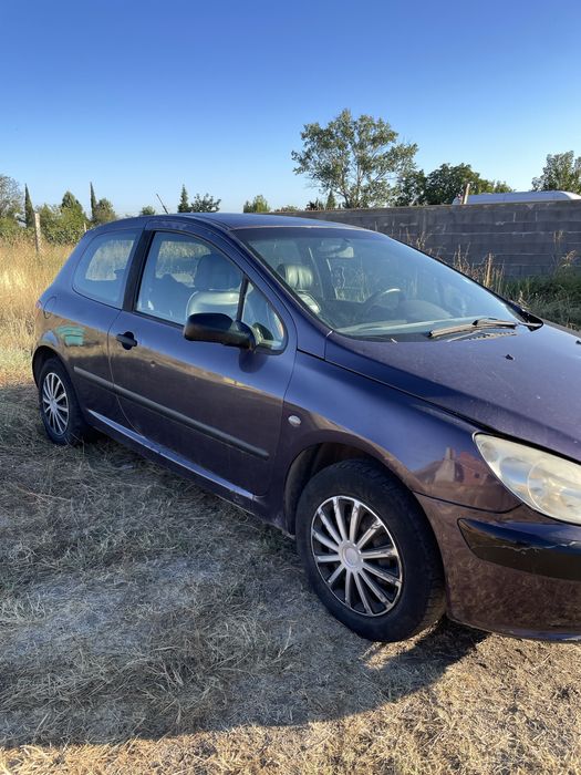 Пежо 307 на части Peugeot 307 2.0hdi