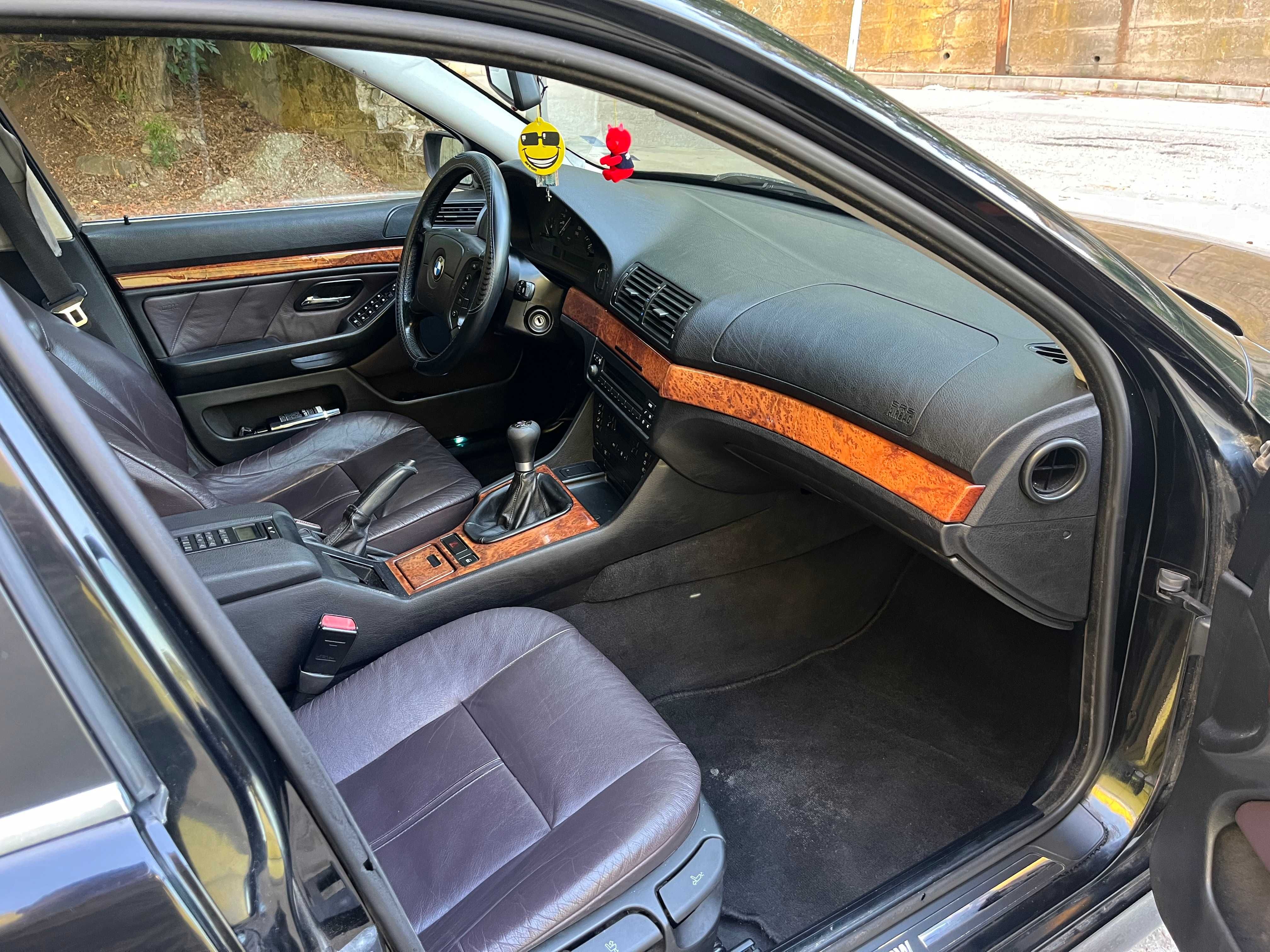 BMW 528i e39 2.8i