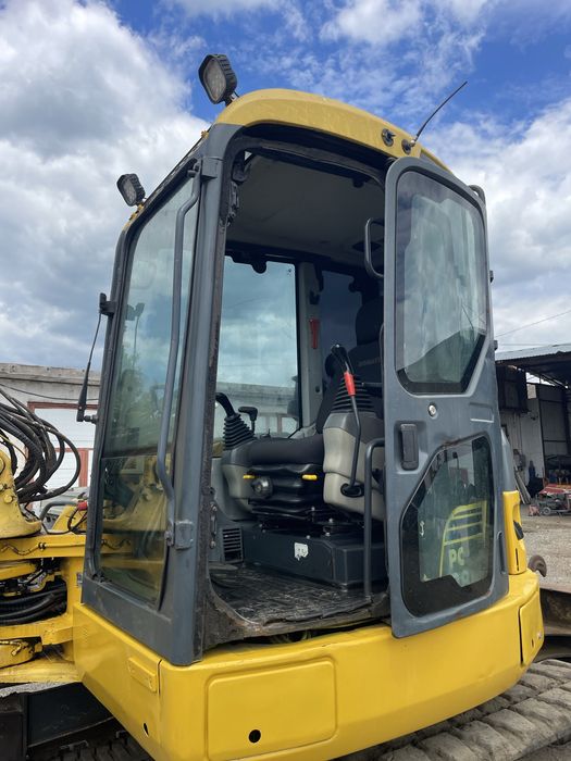 Komatsu pc 88  excvator 9 tone