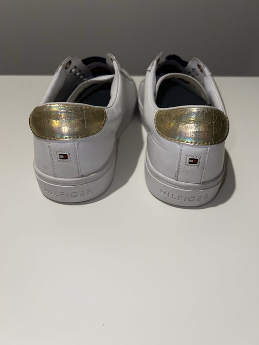 Tommy Hilfiger маратонки