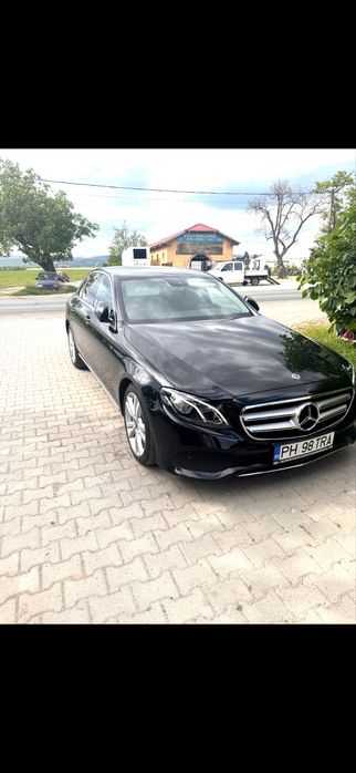 Mercedes E class impecabil direct proprietar