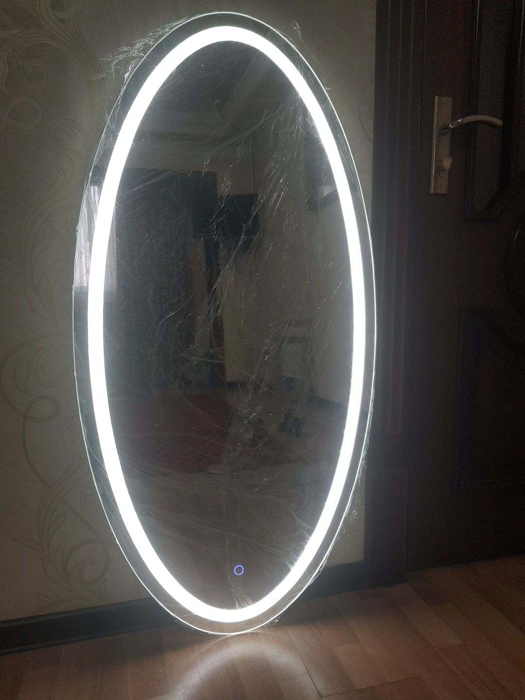Парящая зеркала с LED подсветкой!