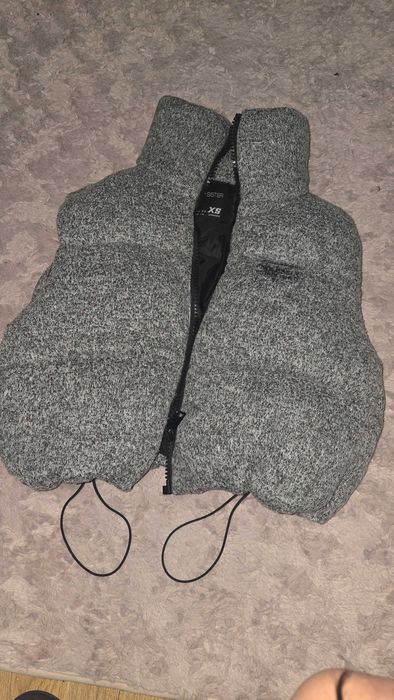 Сива грейка елек