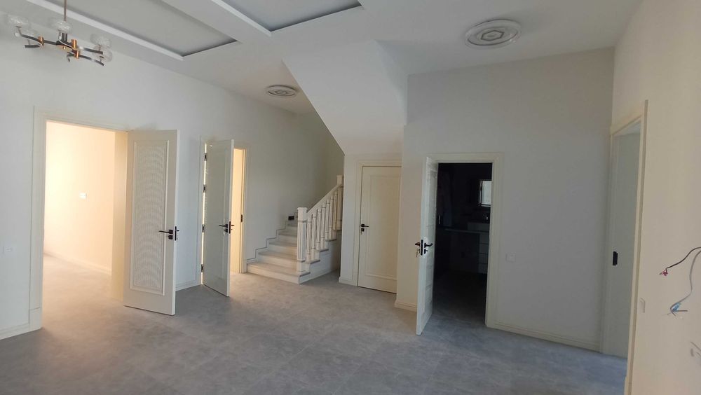 Шпатлёвка под обои и покраску, укладка ламината