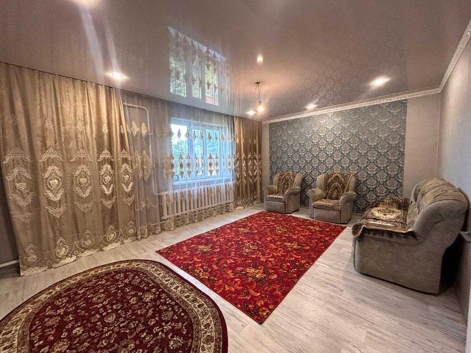 4х-ком. Дом в соцгороде! Квадратный коридор! 6.5 соток! 90 кв.м! ТОРГ!