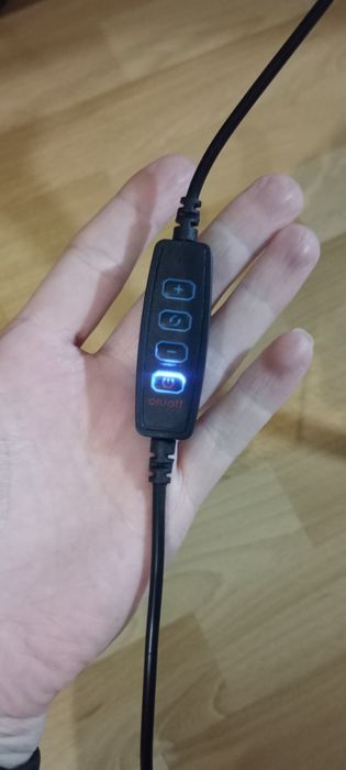 Lampa circulară cu LED