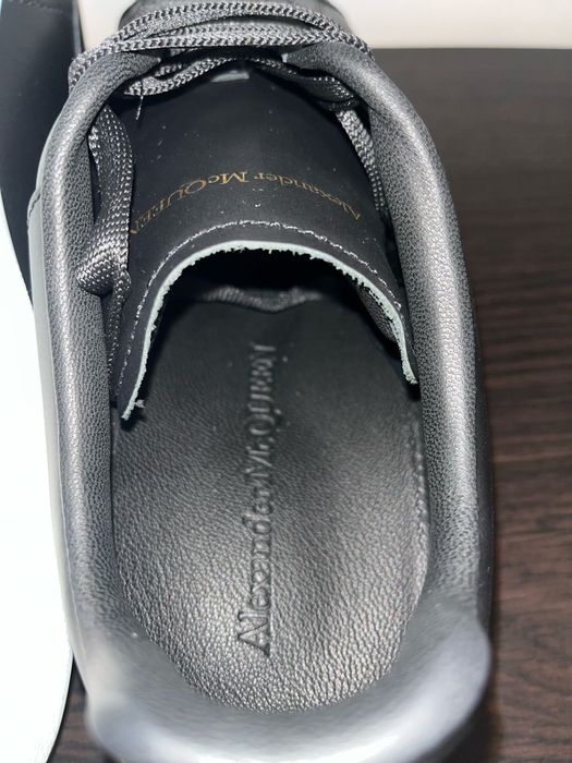 Alexander McQueen Black & White