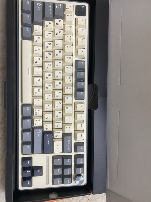 Royal Kludge R87 Pro Tkl