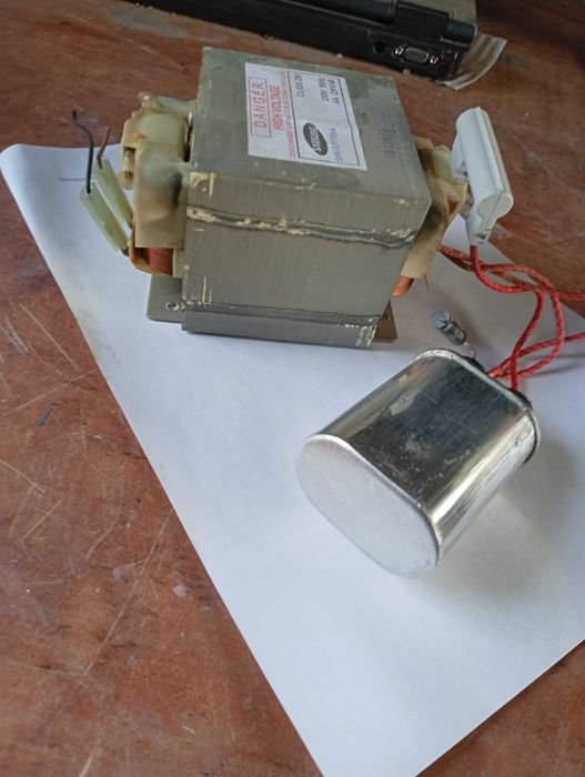 Продам Трансформатор  от микроволновки