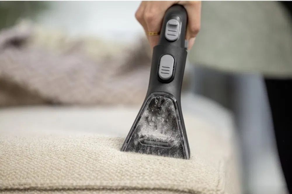 Serviciu curatare/dezinfectare canapele, saltele, fotolii