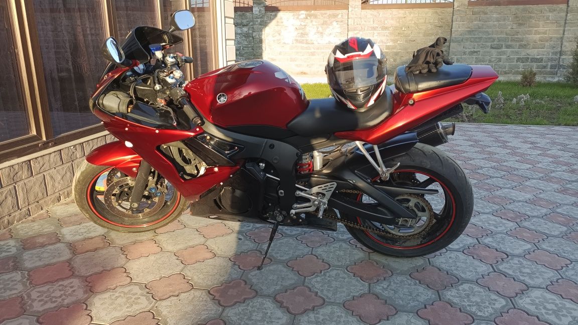 Продам YAMAHA YZF-R6S 2007