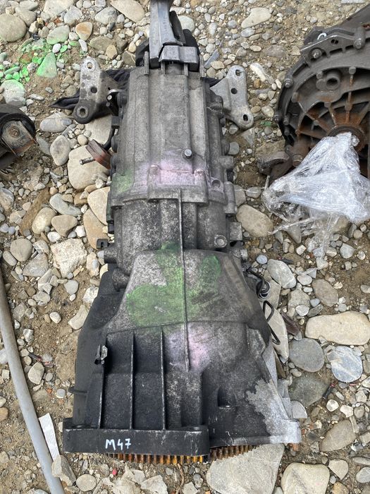 Cutie viteze manuală Bmw seria 1 3 e87 e90 2.0d M47 distribuția față