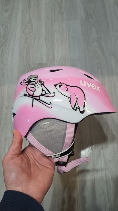 Детска ски каска увекс UVEX за момиче, неразличима от нова