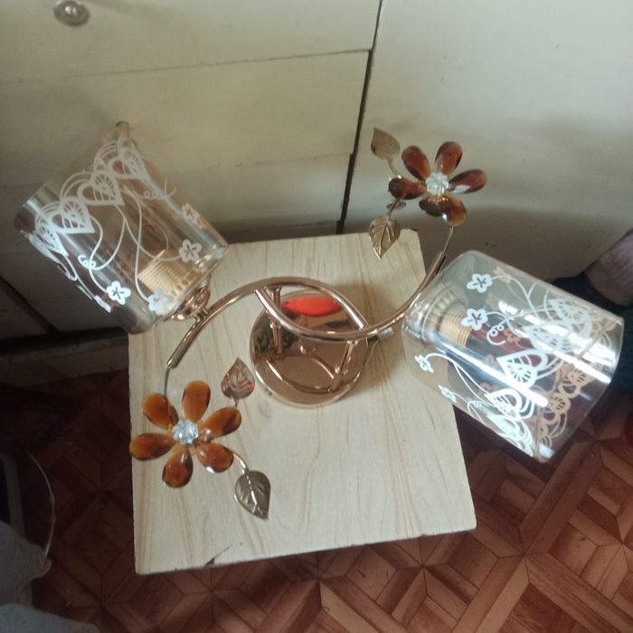 Продаю люстру.в отличном состоянии.