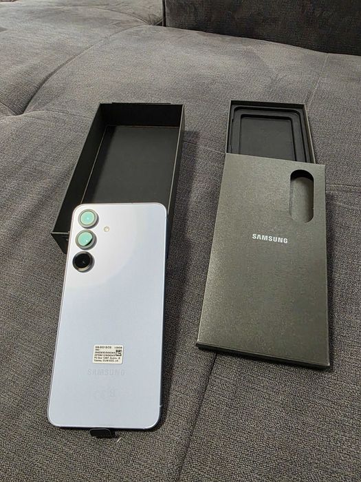 Samsung Galaxy s25 128GB