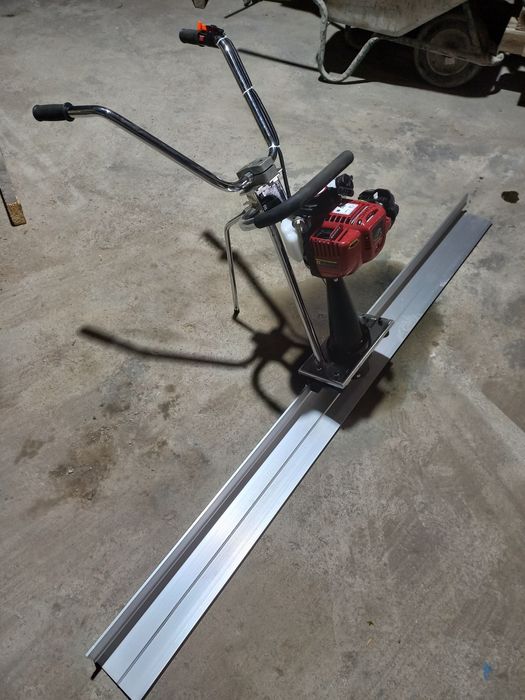 Inchieiez placi compactorare,mai compactor  .burghiu pământ