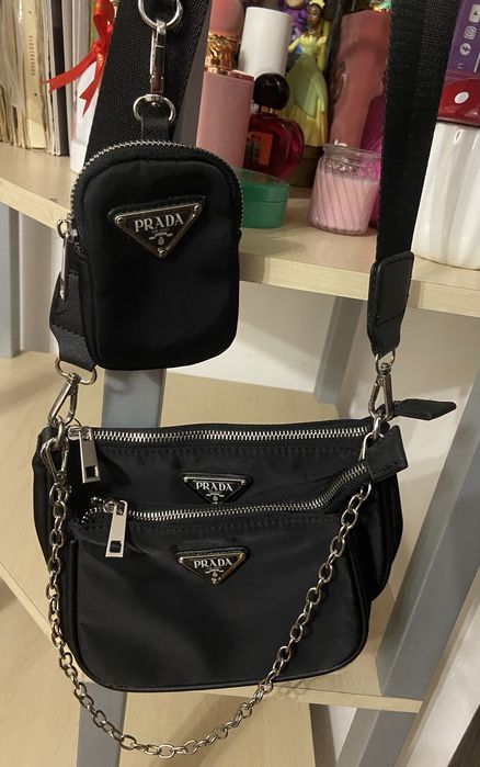 Geantă neagră multifuncțională Prada