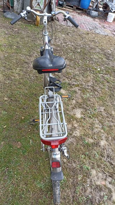 Vând bicicleta  cu 21 de viteze.