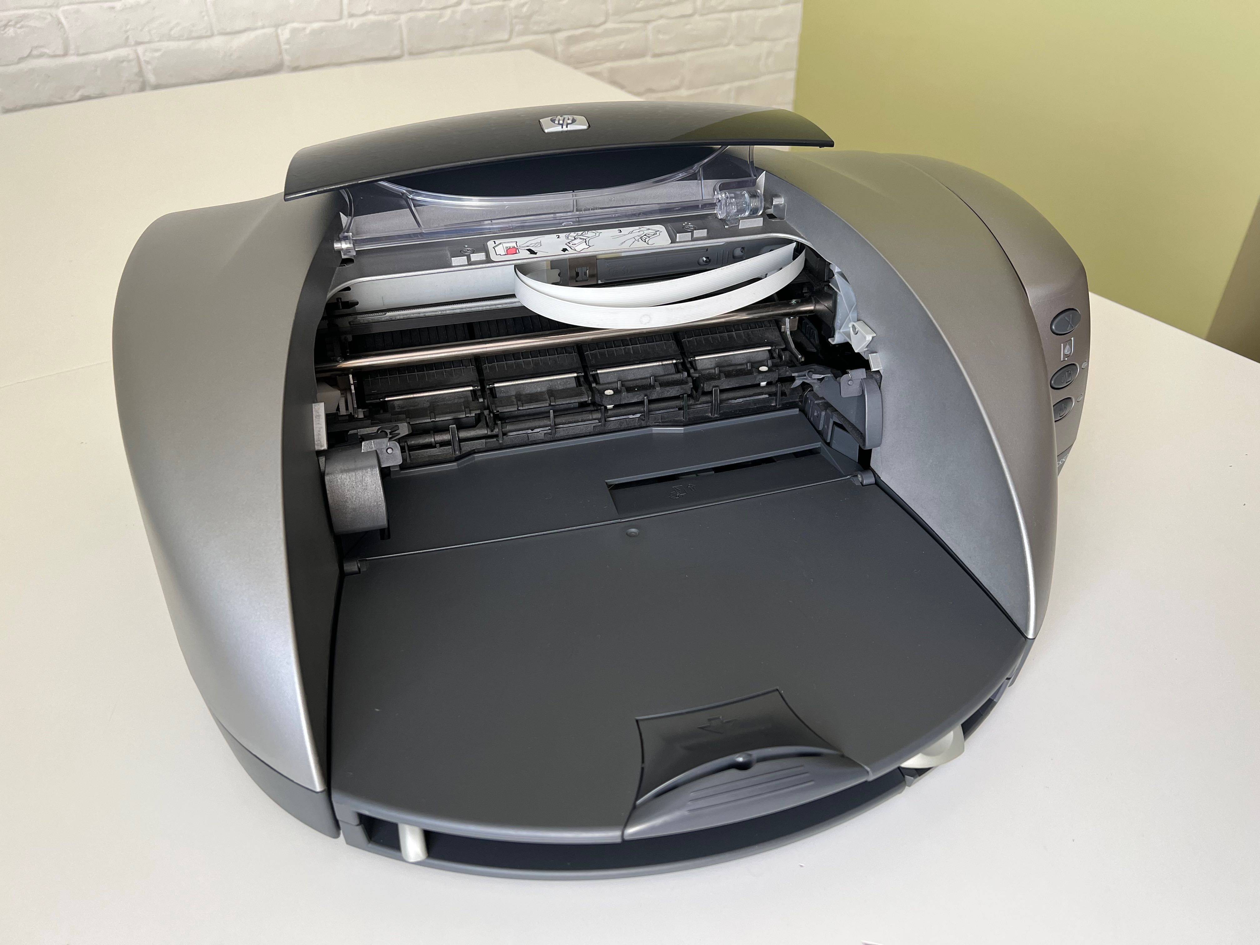 Принтер HP Desktop 5550
