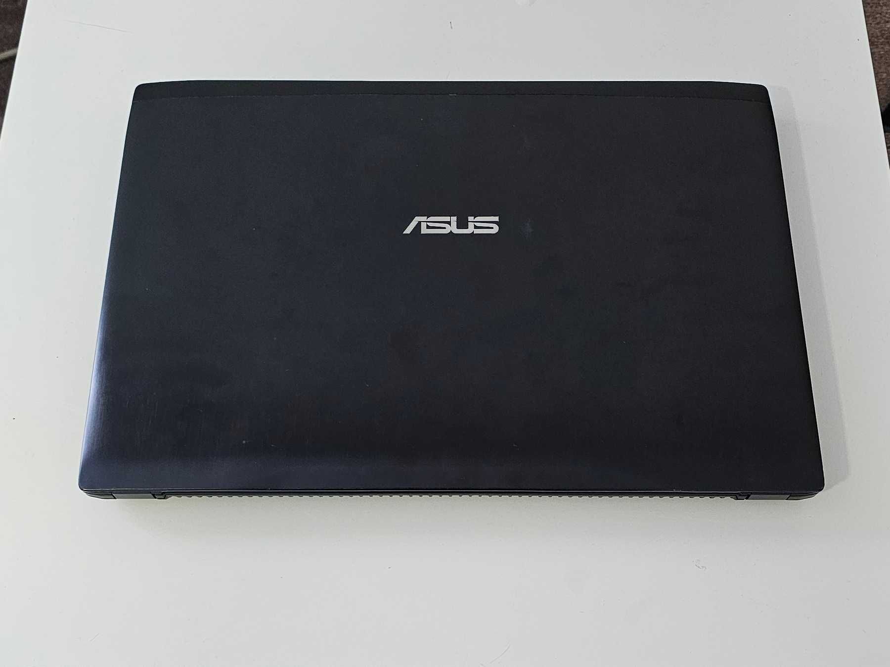 Laptop Asus ROG, intel 7700HQ, 24 Gb RAM, GeForce GTX 1060