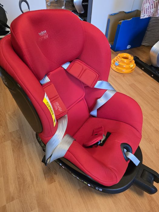 Столче за кола Britax Romer Dualfix2, ISOFIX