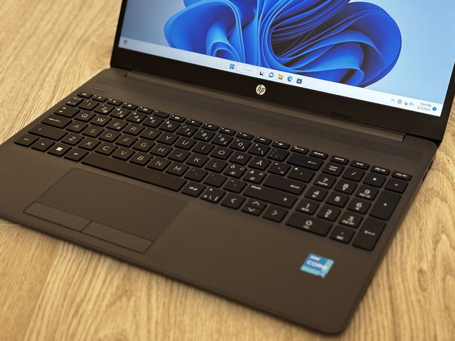 Laptop Hp 250 g i3 gen 11