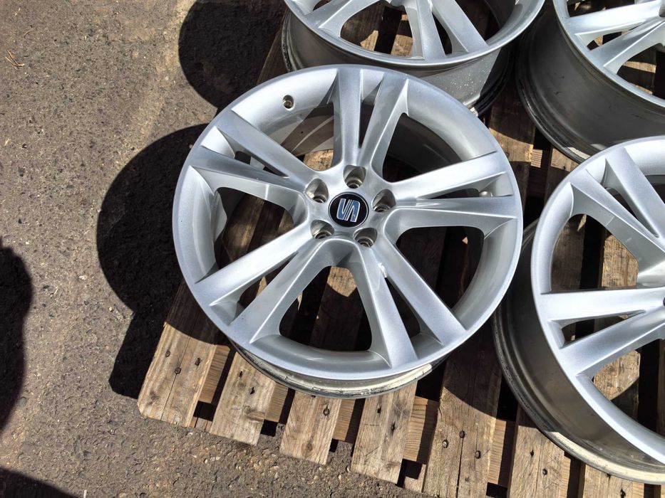 17 цола 5 х 100 мм Сеат / Шкода / Фолксваген - 7 Инча / ЕТ 43