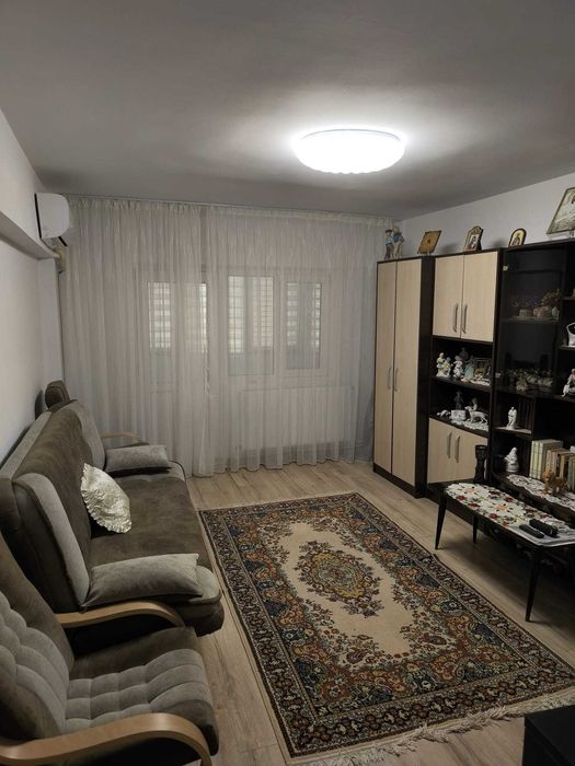 Vand apartament 2 camere Calarasi - zona 2 Moldoveni