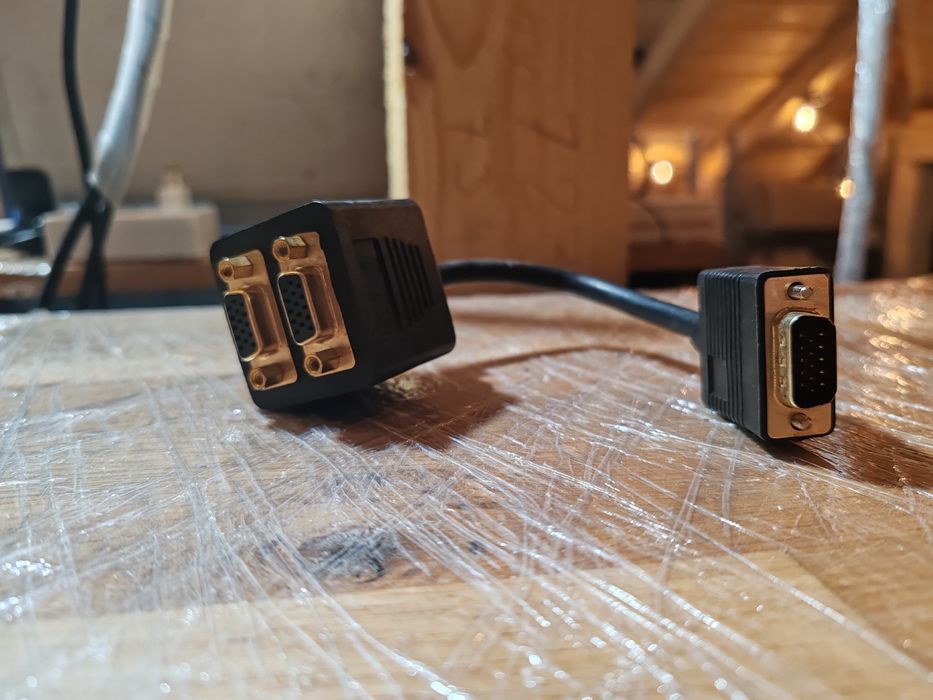 Splitter VGA 2 porturi 20 cm, diverse modele