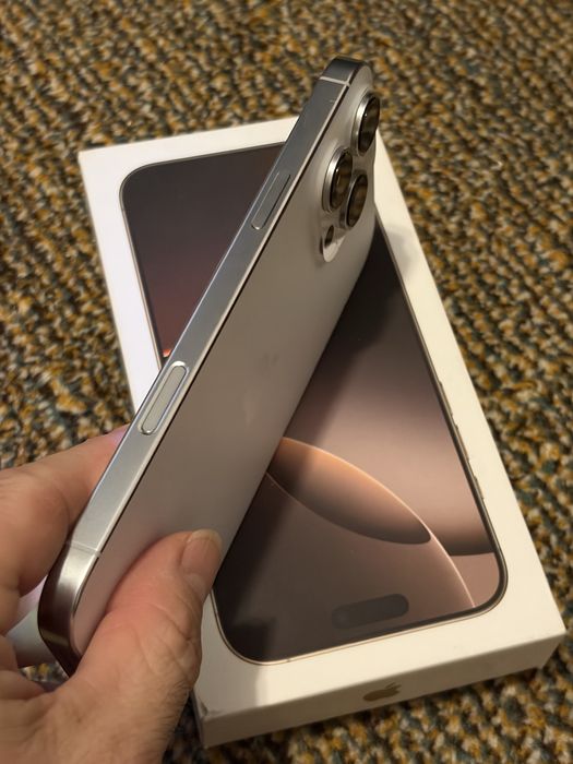 iPhone iPhone iPhone 16 pro max 256 gb baterie 99