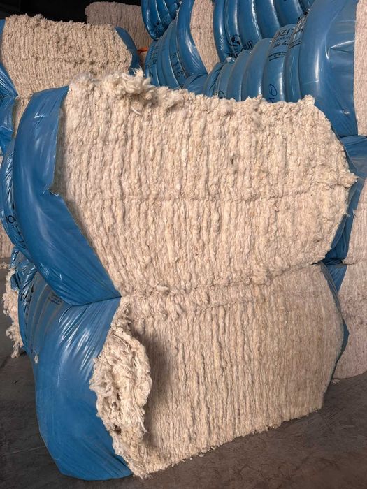 Vand lana spalata 100% naturala, direct de la producator