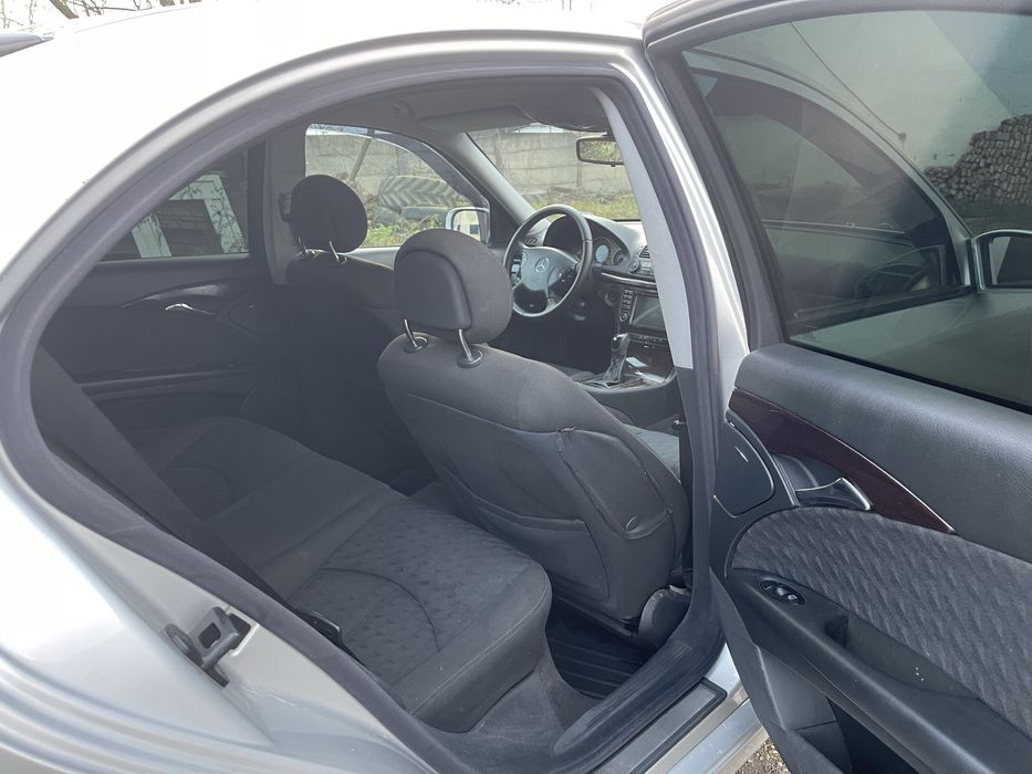 Mercedes w211 2004 2.2cdi manual