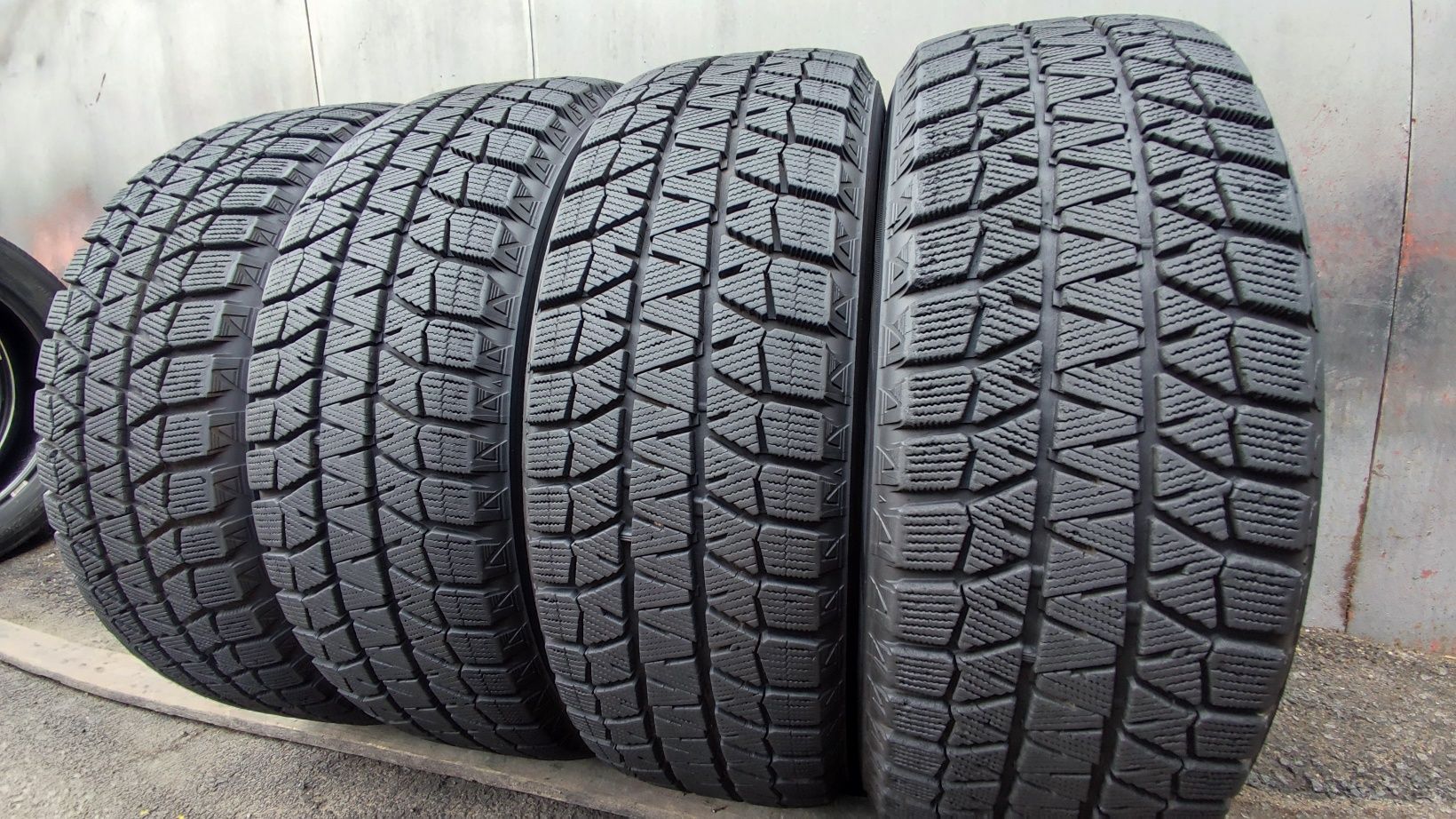 4бр. зимни гуми 225/65/17 Bridgestone Blizzak, XL подсилени 
dot22
8.