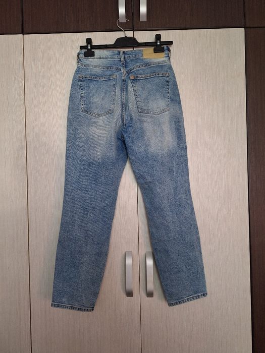 Blugi Mom cu talie înaltă