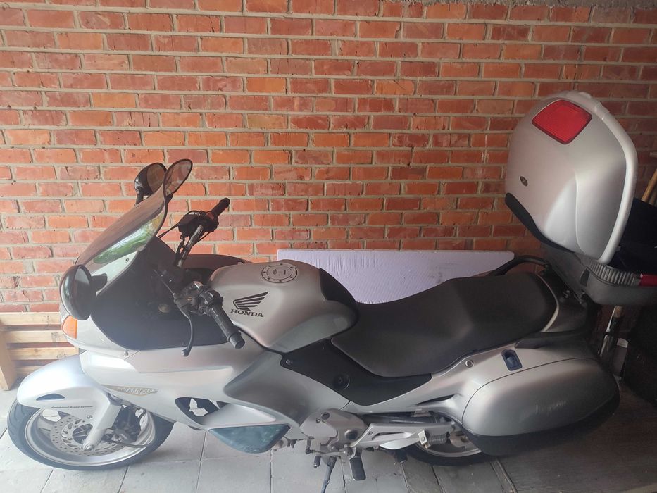 Honda deauville An 2005 km 35000