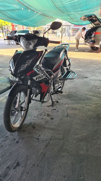 Мопед 110 сотилади