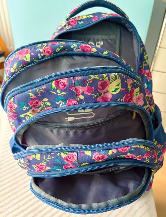 Ghiozdan liceu, 4 compartimente