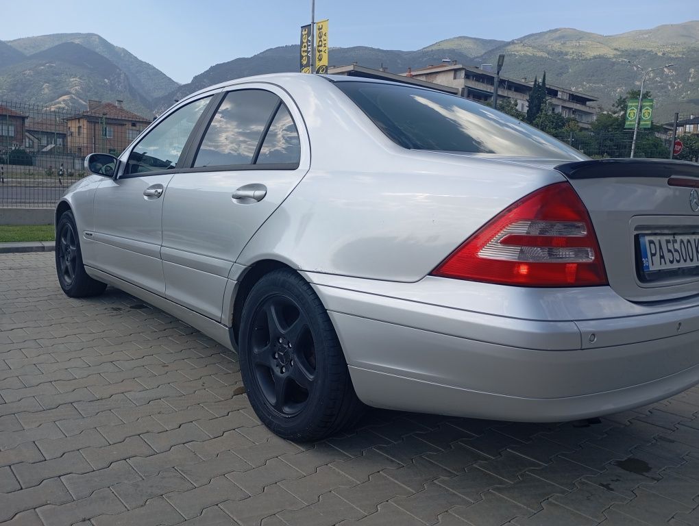 Mercedes c 180 129