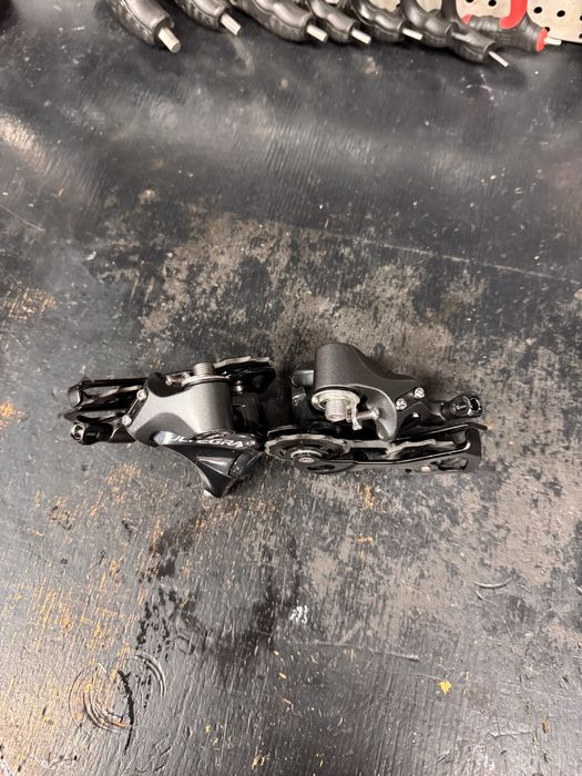 Schimbător pinioane Shimano Ultegra 6800