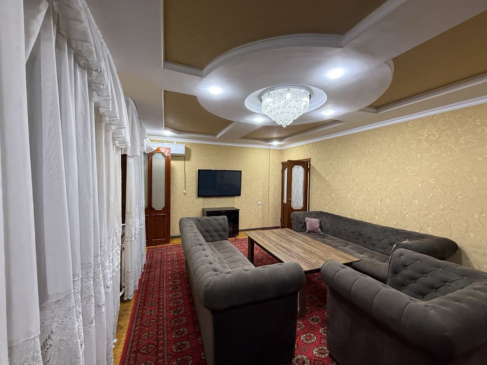 Сдаётся 4-комнатный дом площадью 140 м. Чорсу Туркуаз.