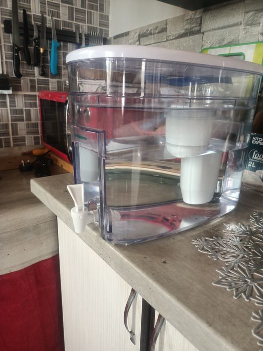 Filtru  de  apă.