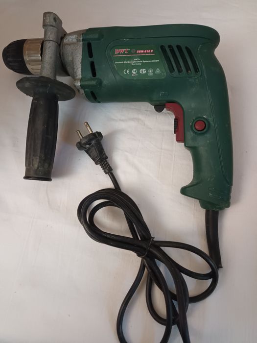 Bormașină cu percuție DWT SBM-810V