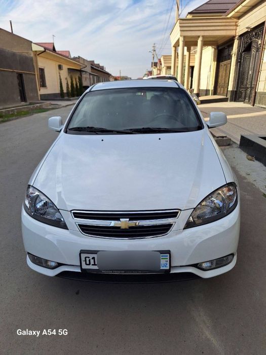 Lacetti Gentra 2023