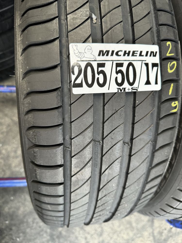 205/50/17 michelin