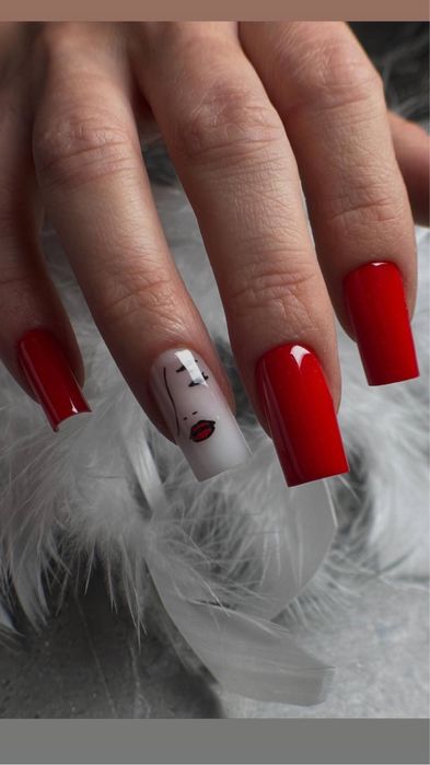 Маникюр и педекюр