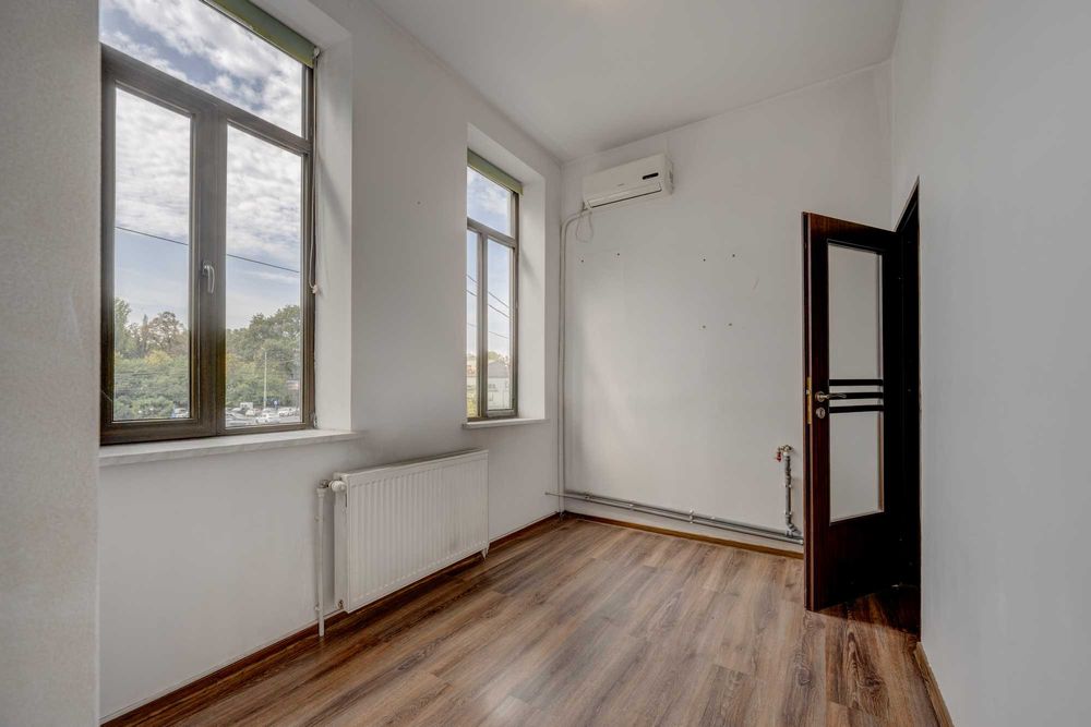 Spatiu Parcul Carol - cabinet - salon - birouri 80 mp. locatie premium