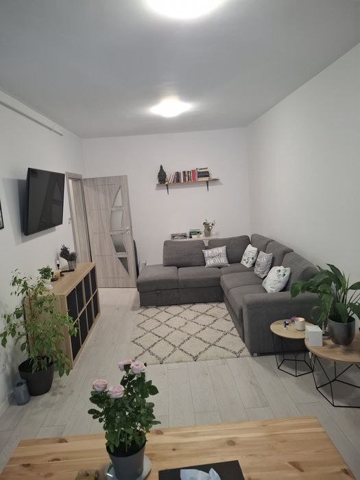 Proprietar vând Apartament etaj 1 Arhitectilor Mandra 52 mpu cu balcon