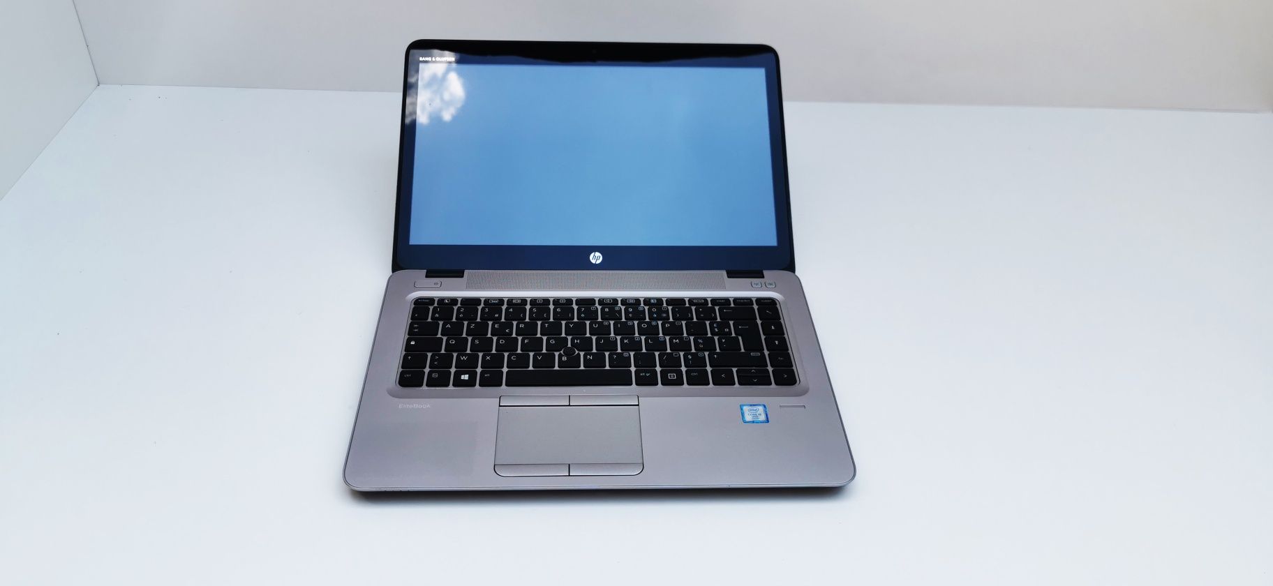 HP EliteBook 820 G3 Procesor i5 6200U 8 GB DDR4 256 GB SSD Intel HD