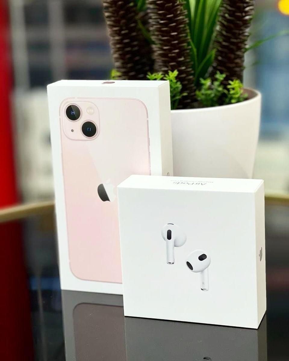 IPhone 11. iPhone 13. 256GB